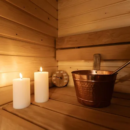 Апартаменты Midnight Sun *